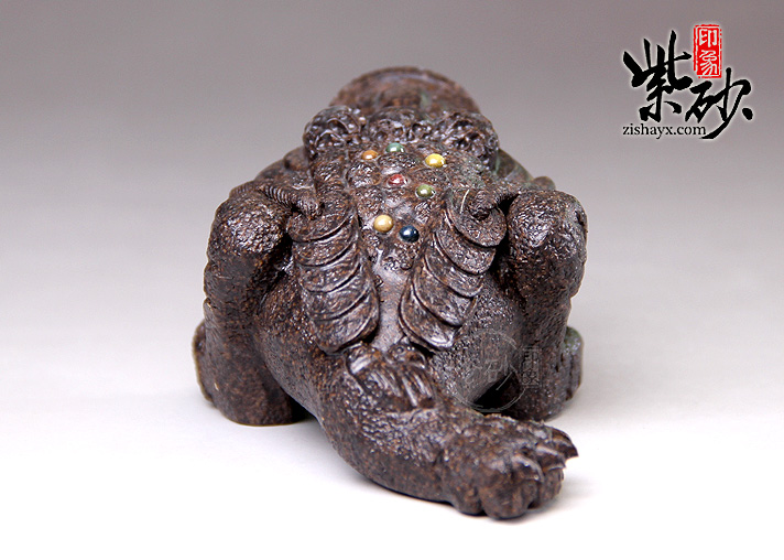 三足金蟾(古铜泥)