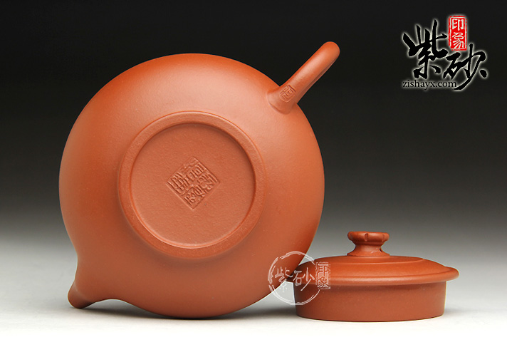 紫砂壶名家：何忍群紫砂壶细节图片