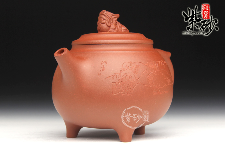 宜兴紫砂壶名家 范微琴三足鼎狮紫砂壶